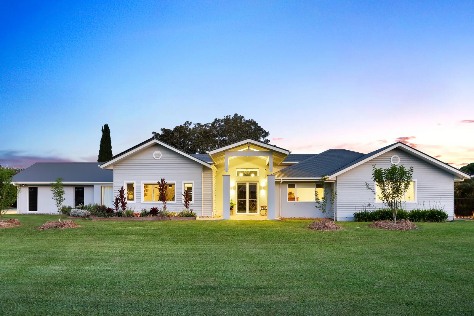 Completed Tallebudgera Valley home at dusk